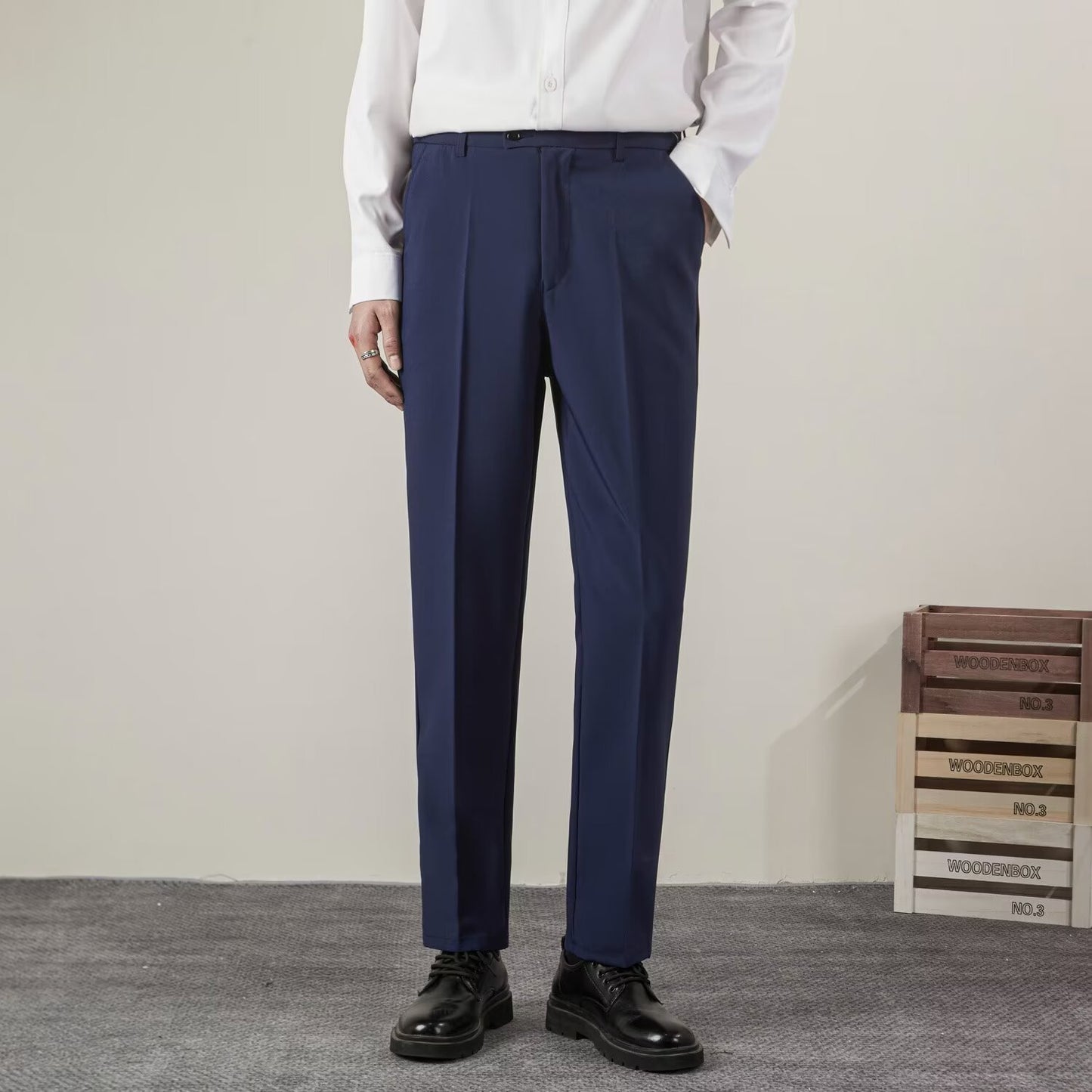 Pantalon Coupe Droite Élégante