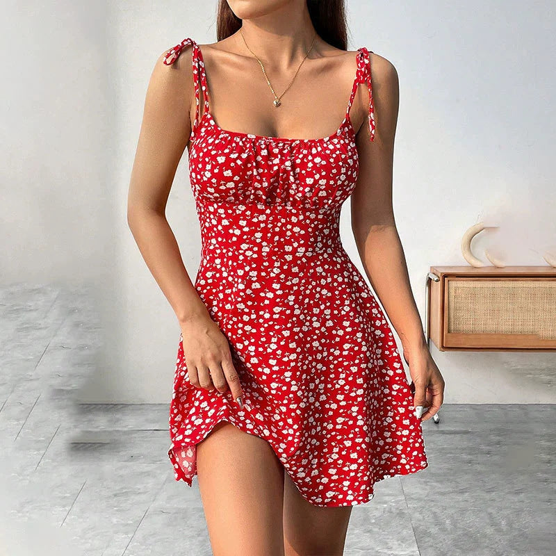 Robe d'Été Évasée à Imprimé Floral – Silhouette Affinée & Style Romantique
